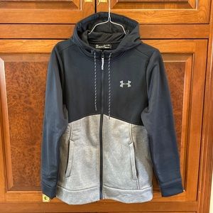Under Armour men’s small full zip hoodie in heather gray and black, great cond.